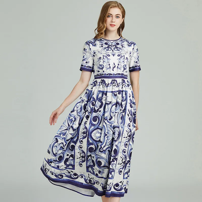 Spring And Summer Blue And White Porcelain Printed Large Swing Short Sleeve Dress - Blue And White Porcelain