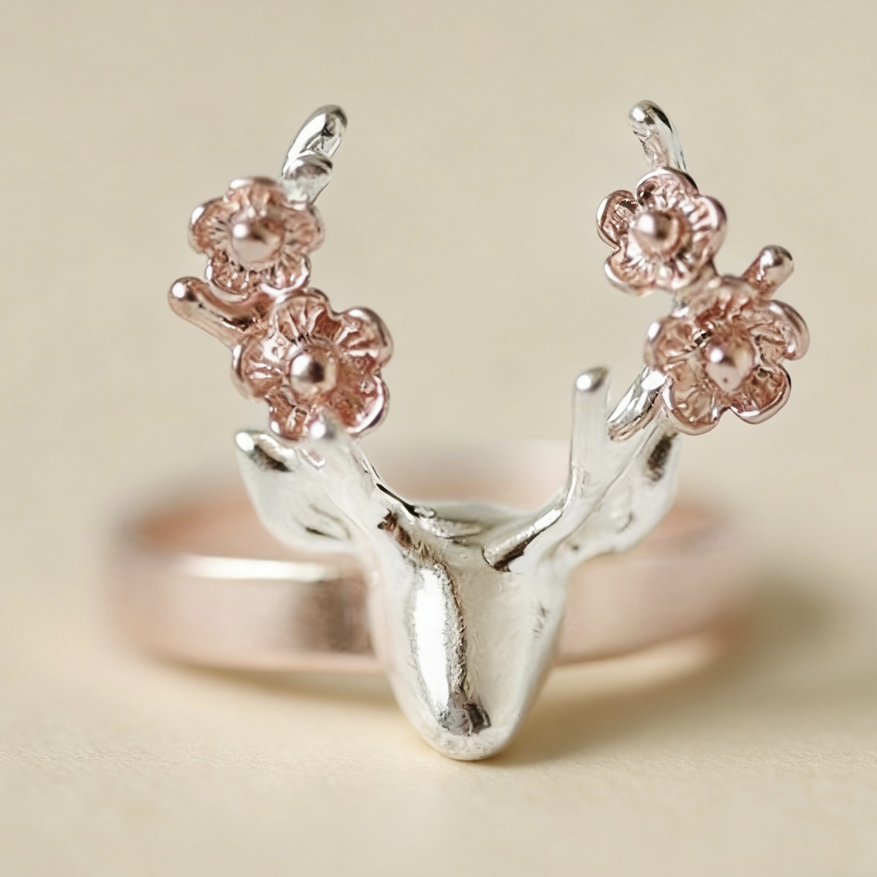 Copper-plated Two-tone Rose Gold Animal Deer Ring