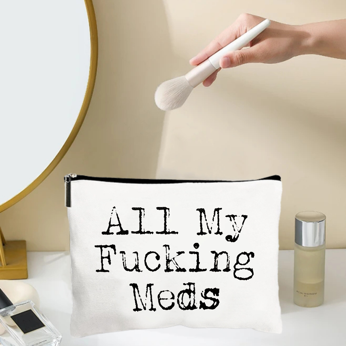 https://cf.cjdropshipping.com/quick/product/3b8087d3-cffe-4a39-964d-93678f9fac91.jpg