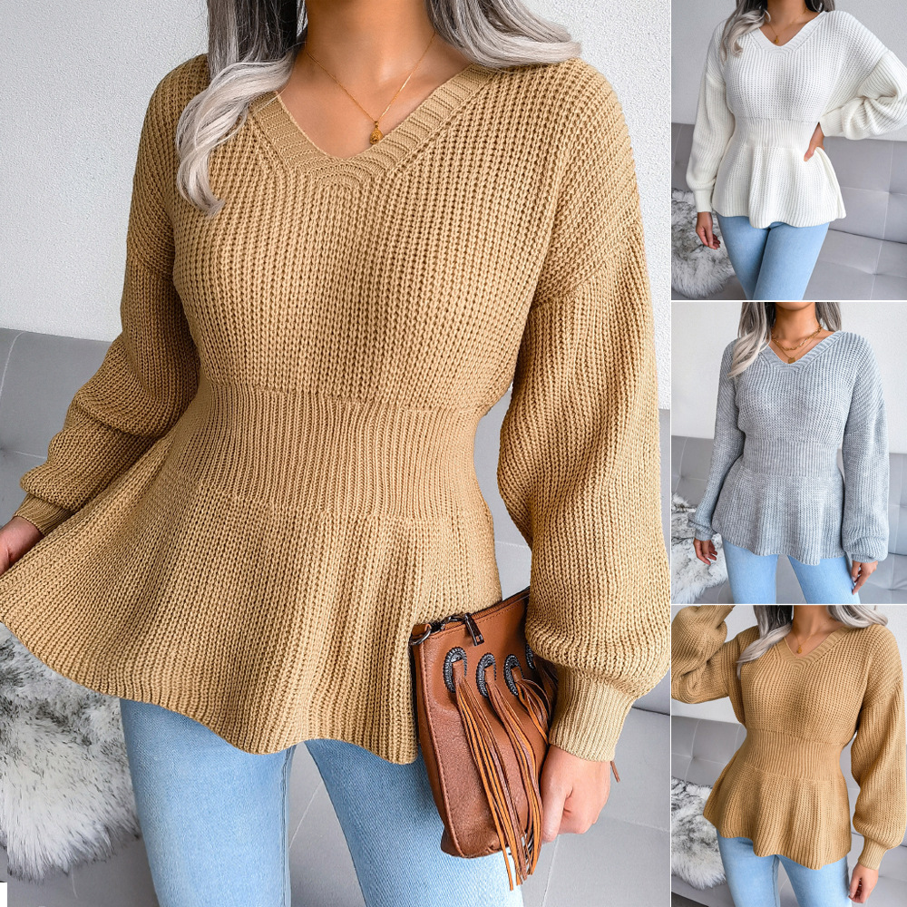 Women's lantern sleeve knit sweater – fabric texture and knit detail close-up