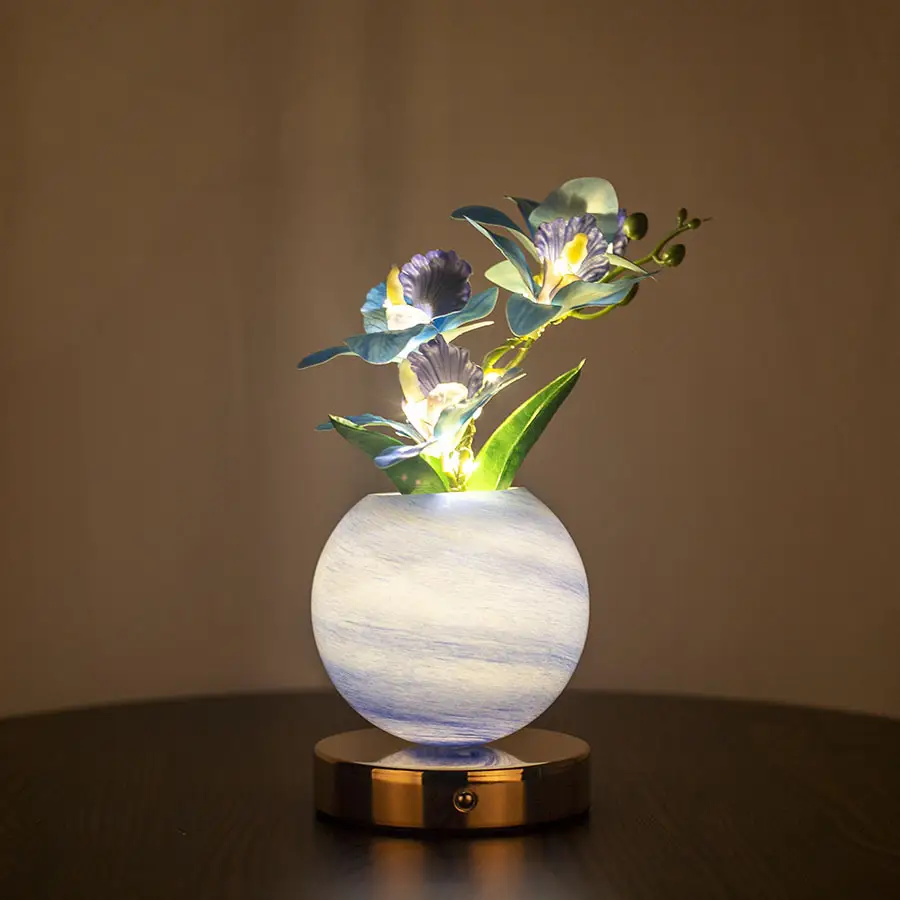 Simulation Phalaenopsis Planet Table Lamp