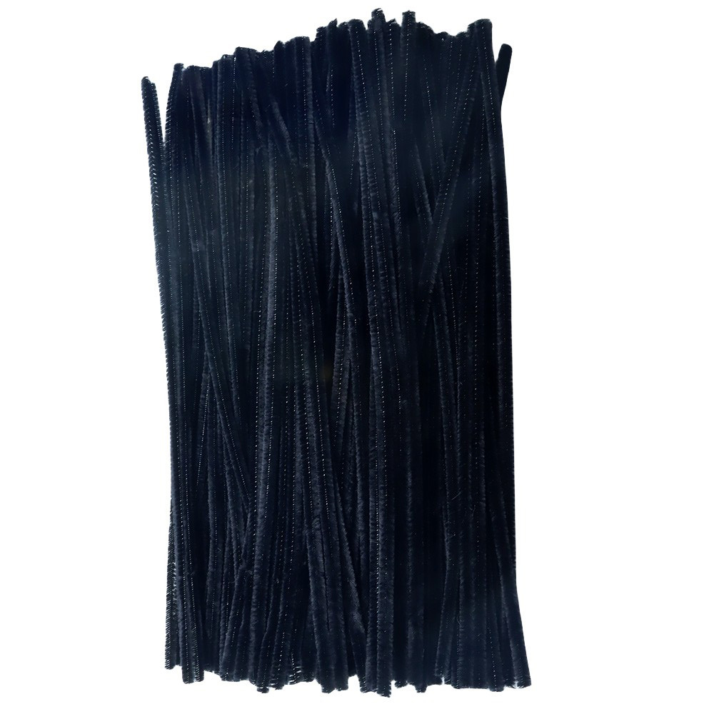 DIY Holiday Decorations Made With Chenille Stems