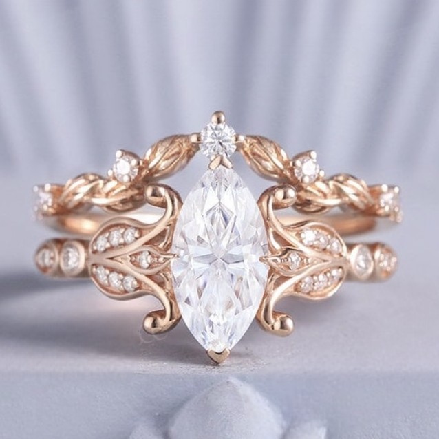 Gold-plated Zircon Ringelegant High-end Crown-style Ring