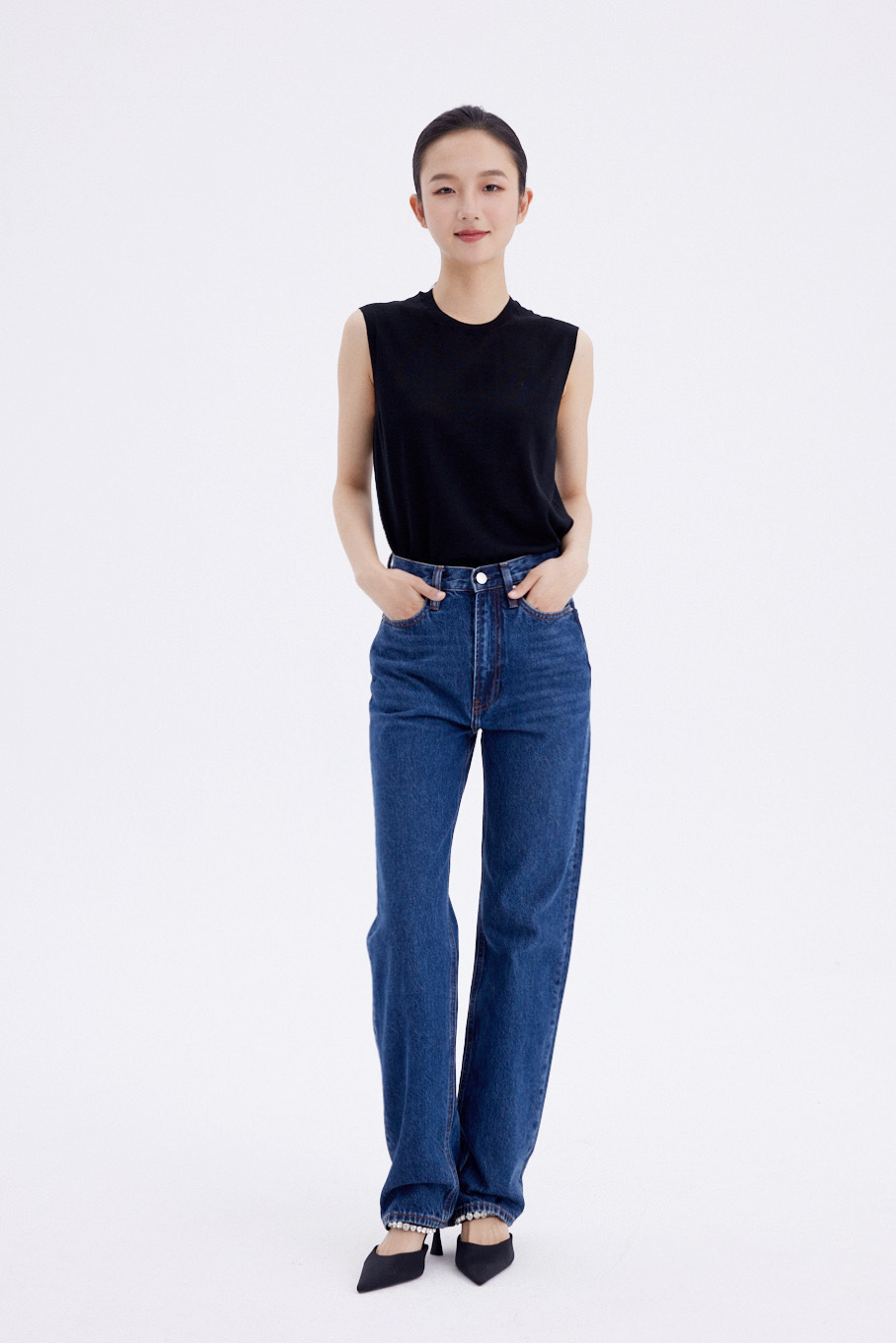 Title 6, Eenvoudige dames jeans donkerblauw, smalle rech...