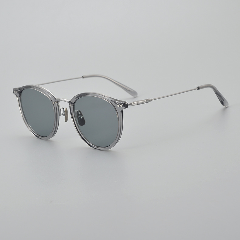 Japanese Handmade Medium Gold Pure Titanium Polarized Sunglasses - Image 9