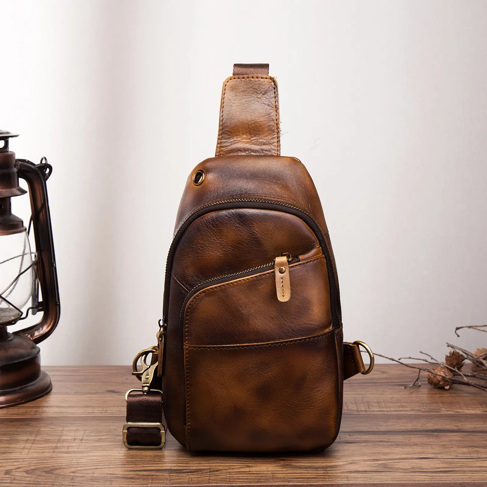 Men's Retro Outdoor Multi-Functional Crossbody Bag