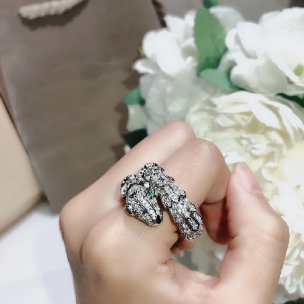 Simple Fashion New Snake Bone Ring For Women