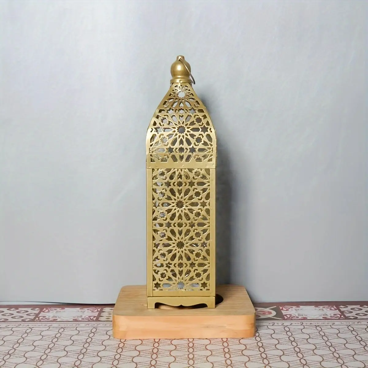 Led Iron Style Barn Lantern Hollow Four-corner Lamp