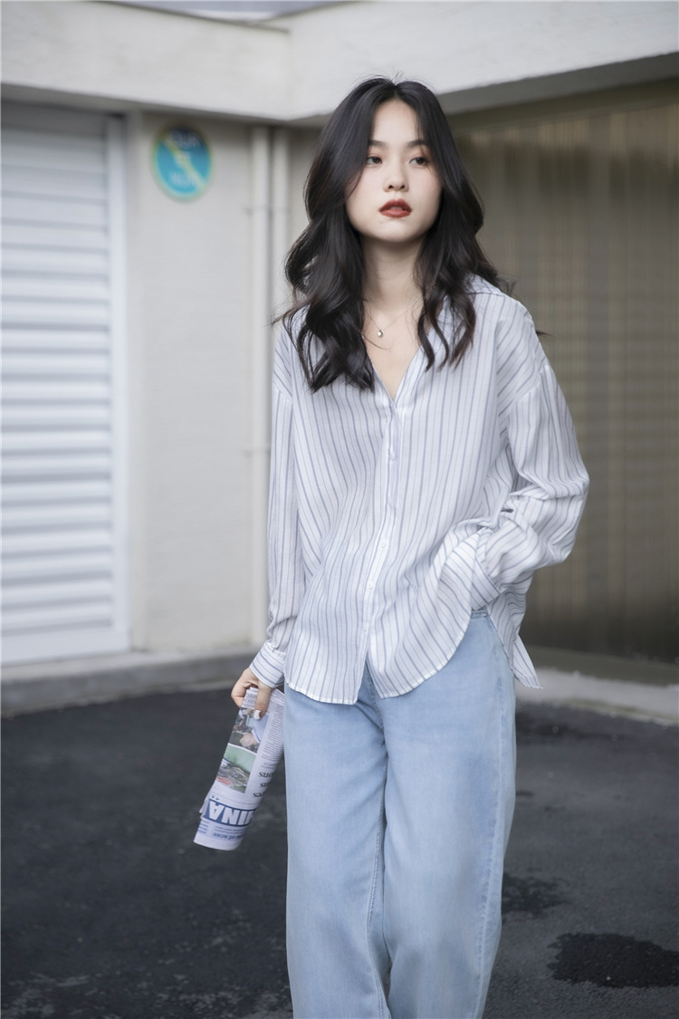 Title 13, Striped Lazy Style Shirt Lapel Is Thin And Long...