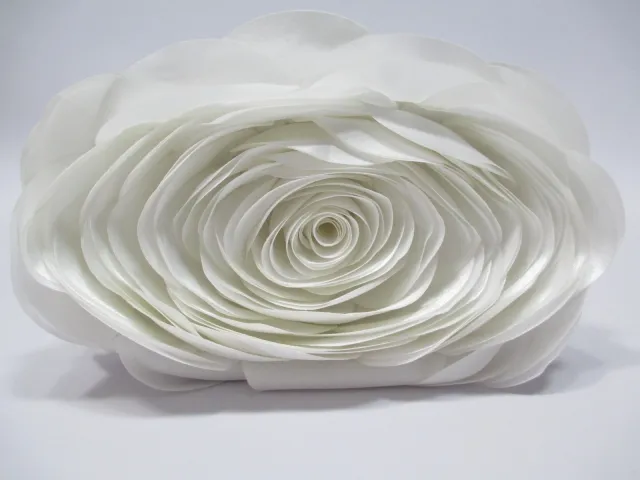 Fashion Personality New Women's Satin Flower Clutch White - Shop at LoveMi