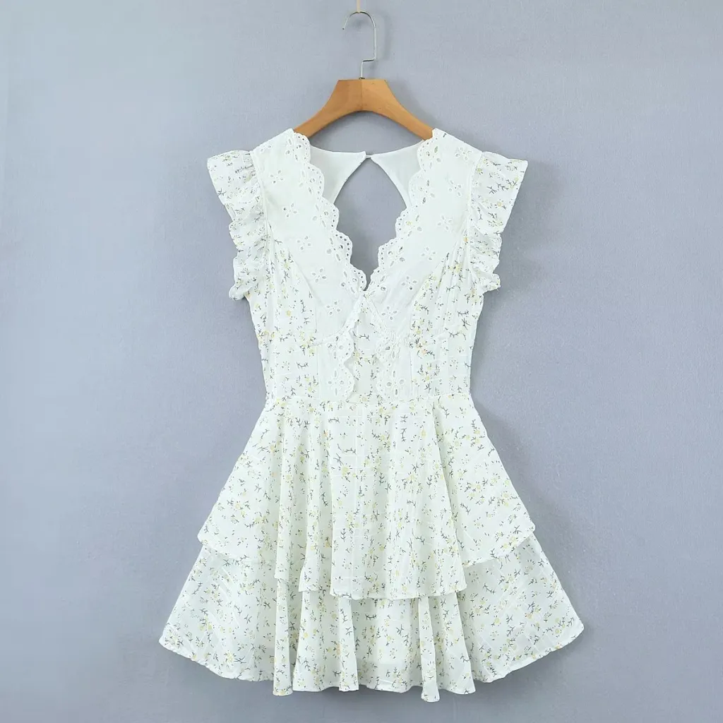 Early Spring New Lace Embroidered Printed Tight Waist Dress V-neck Backless Skirt - White
