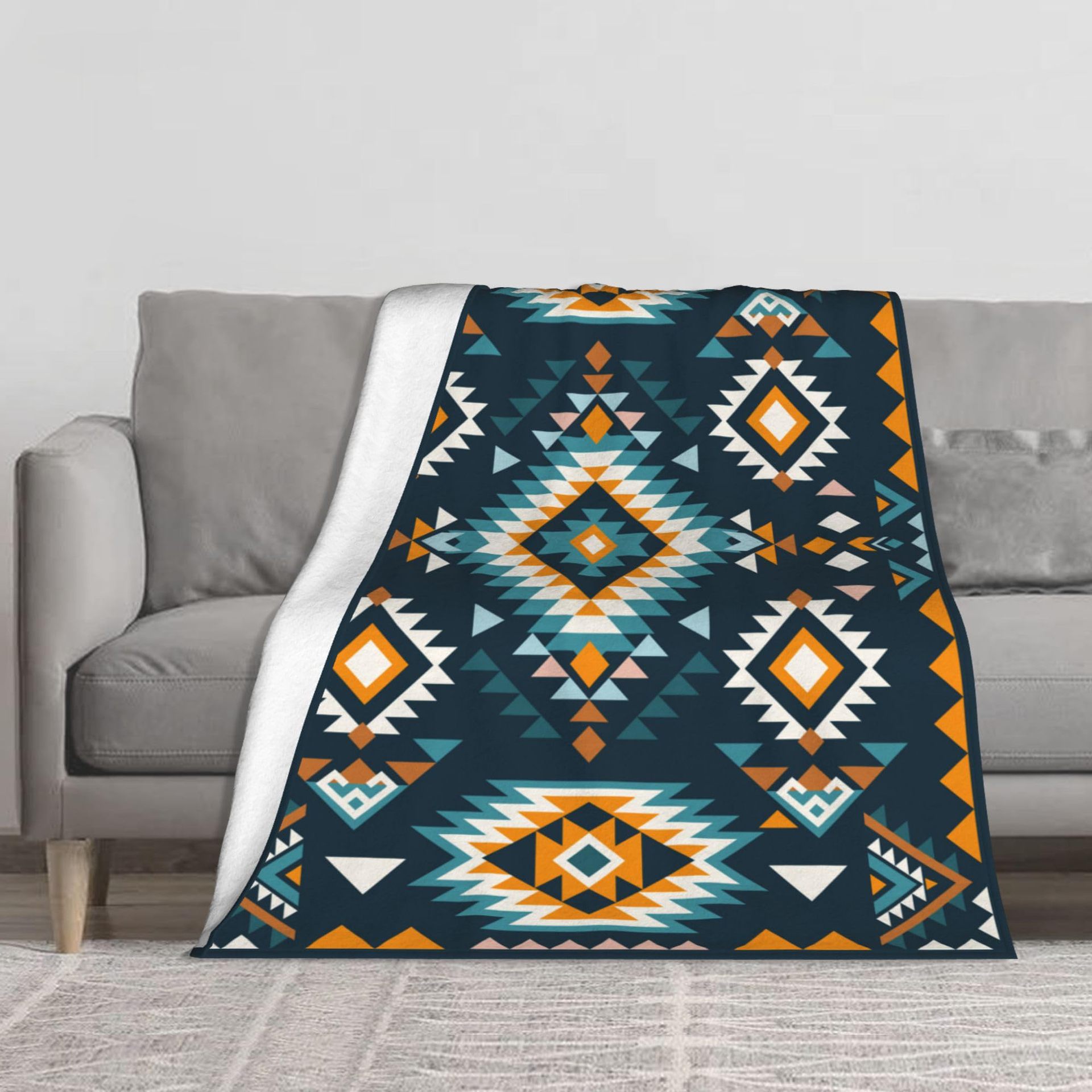 Bohemian-style Flannel Blanket For Cozy Bedding