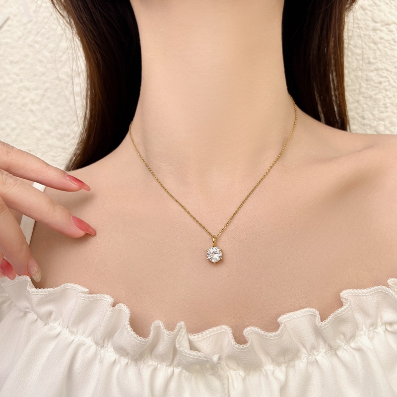 Collier Pendentif Zircon Titane — Style Coréen Minimaliste 4