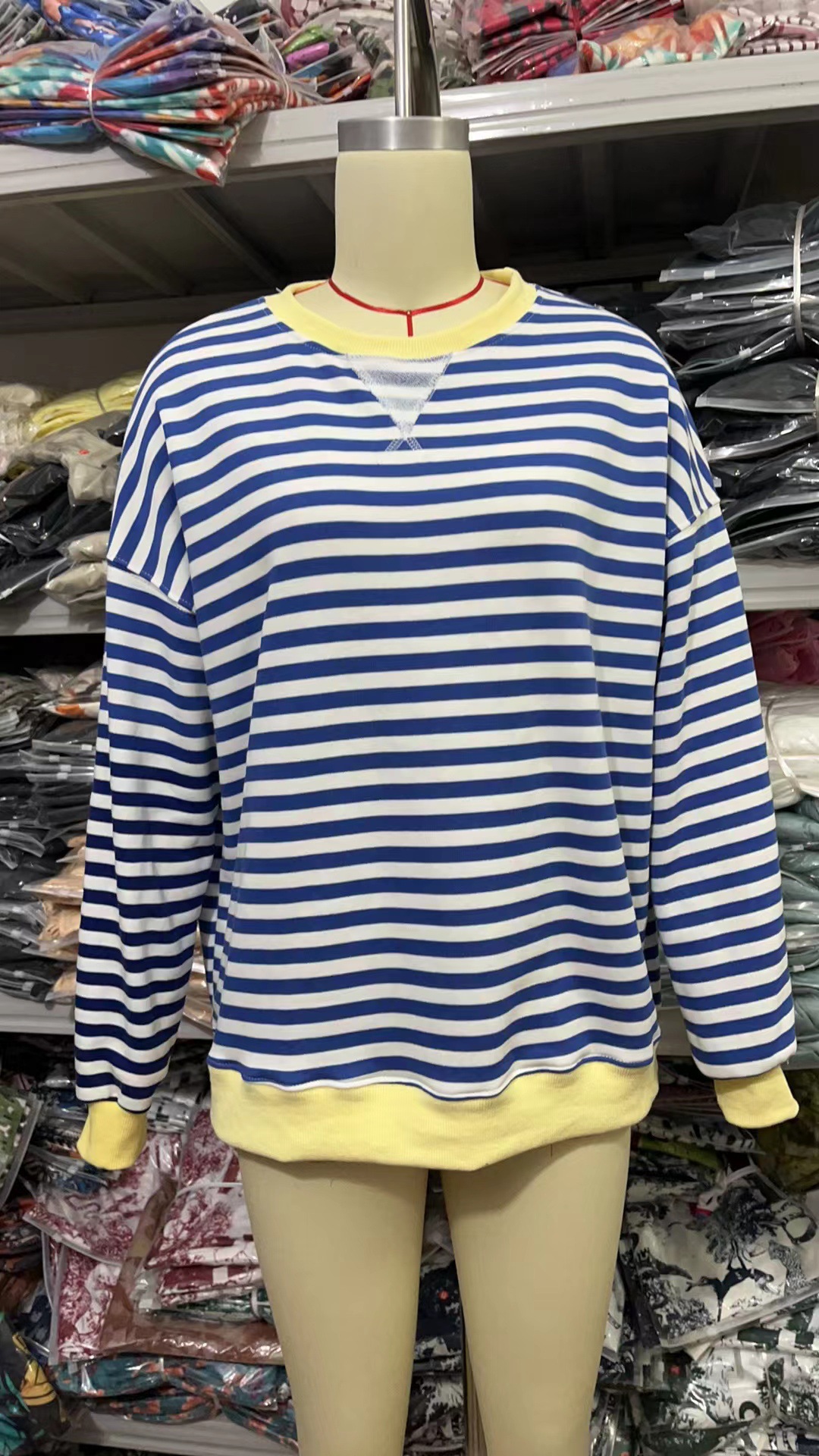 https://cf.cjdropshipping.com/quick/product/3c8639c0-522d-48e7-b16f-dcff8e551537.jpg