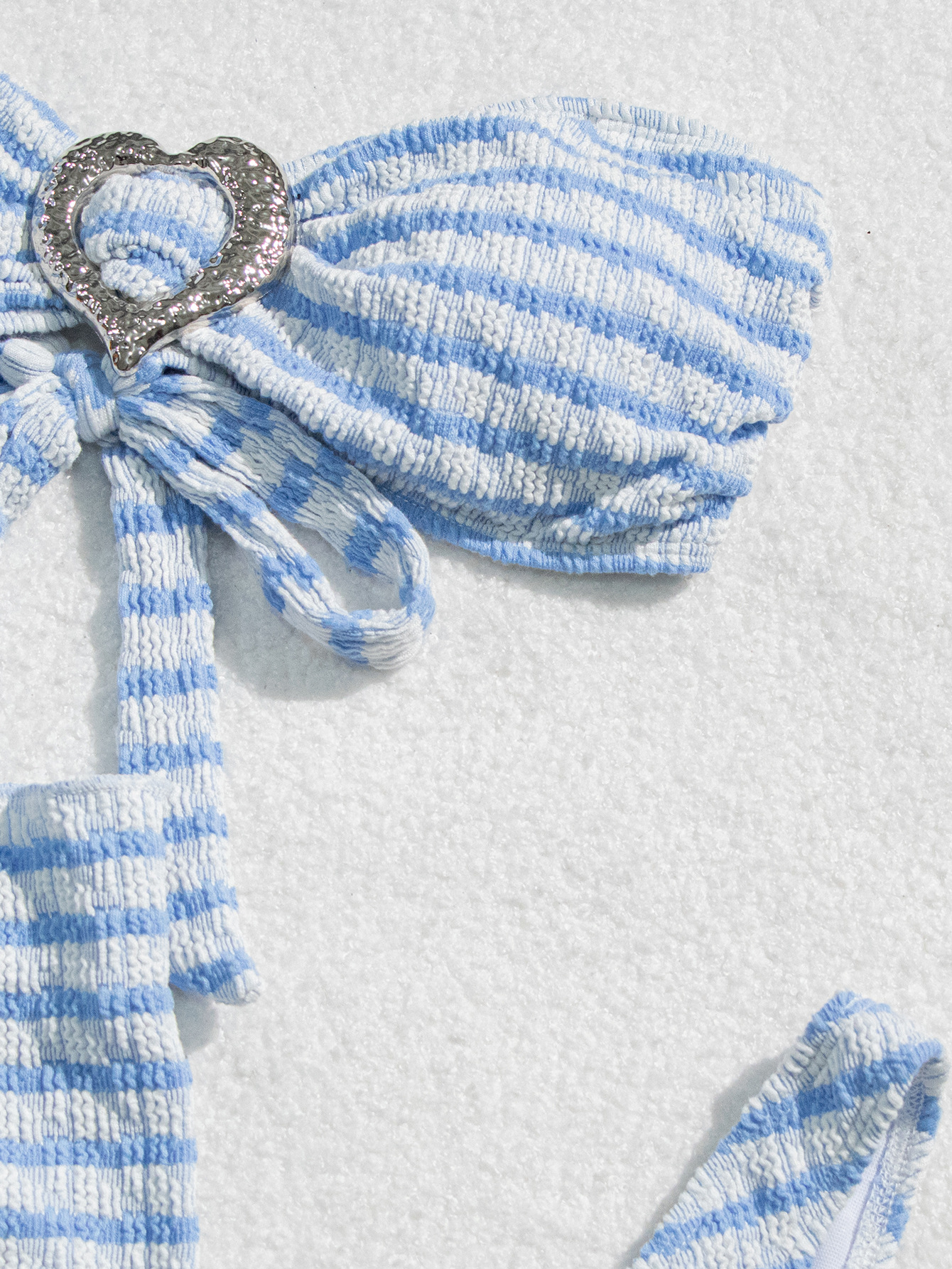 Buy Women's Clothing Online | Buy Trending Dresses for Women