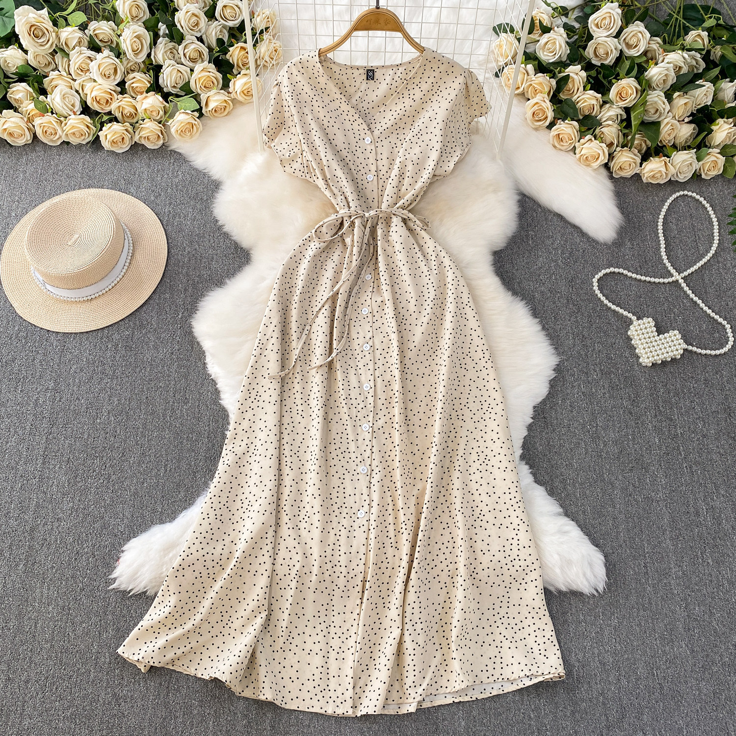 https://cf.cjdropshipping.com/quick/product/3cd057c6-4613-4eef-9685-10ff1c965145.jpg