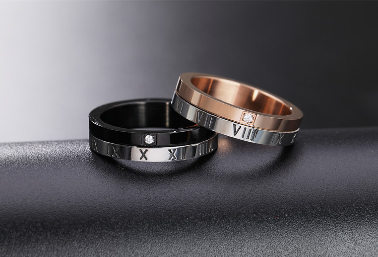 Rotatable Roman Numeral Titanium Steel Couple Ring
