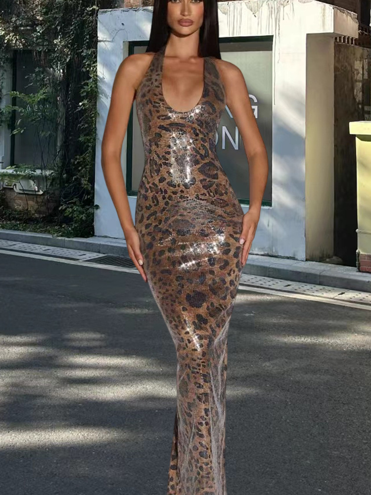 Buy Women's Clothing Online | Buy Trending Dresses for Women