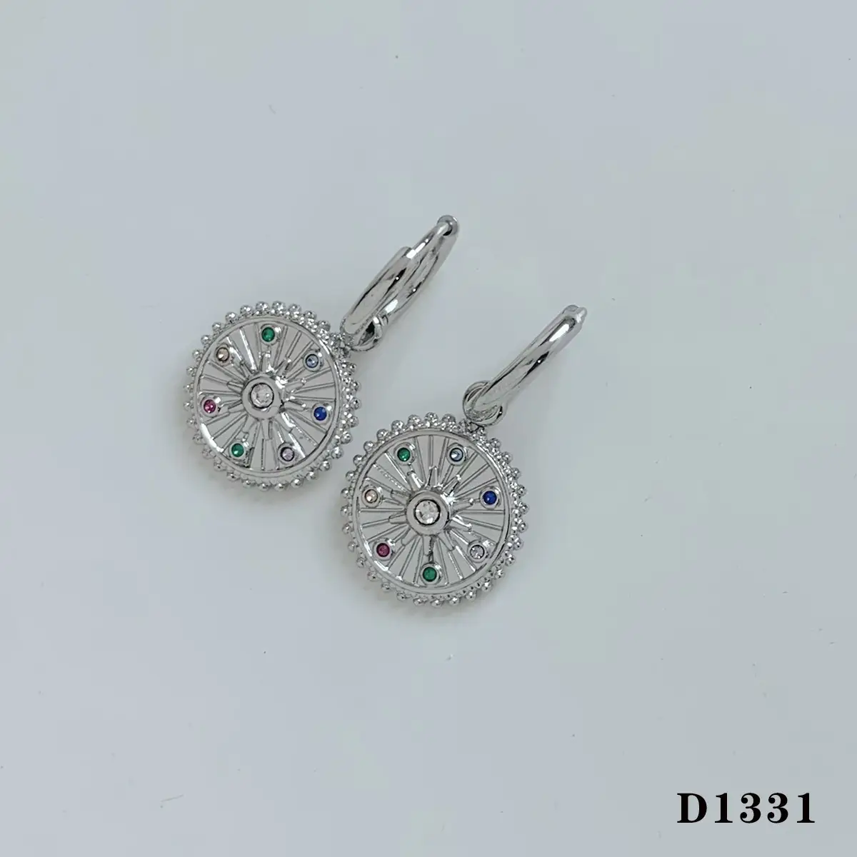 Light Luxury Temperament Simple Color Pendant Necklace And Earrings Suite