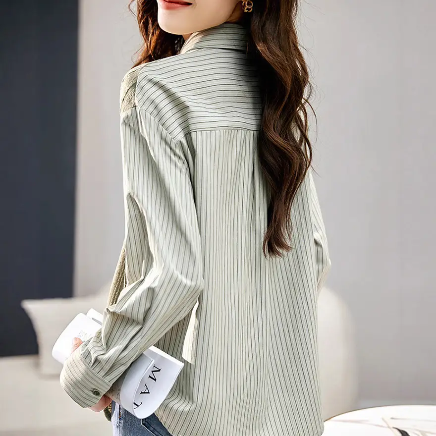 New Loose-fitting, Casual Figure-flattering Fashionable Top