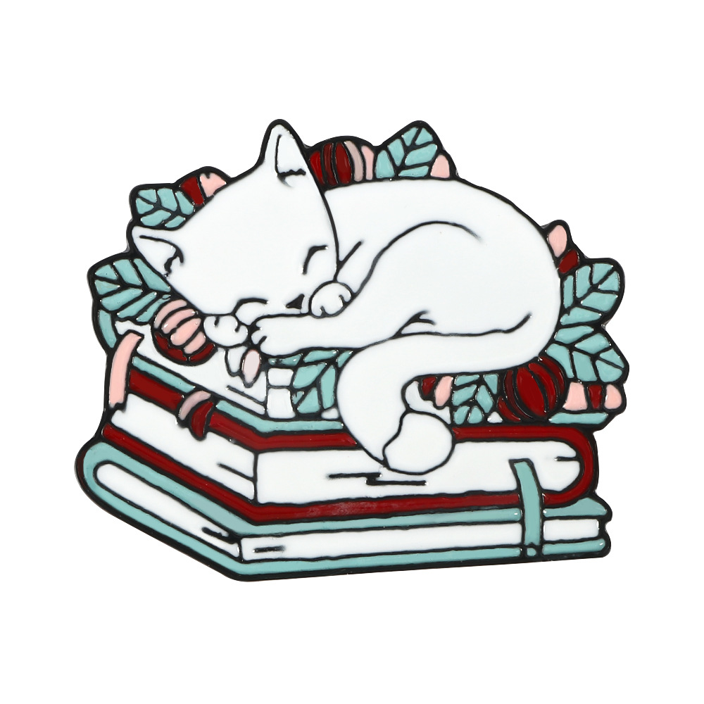 Alloy Sleeping Cat Brooch