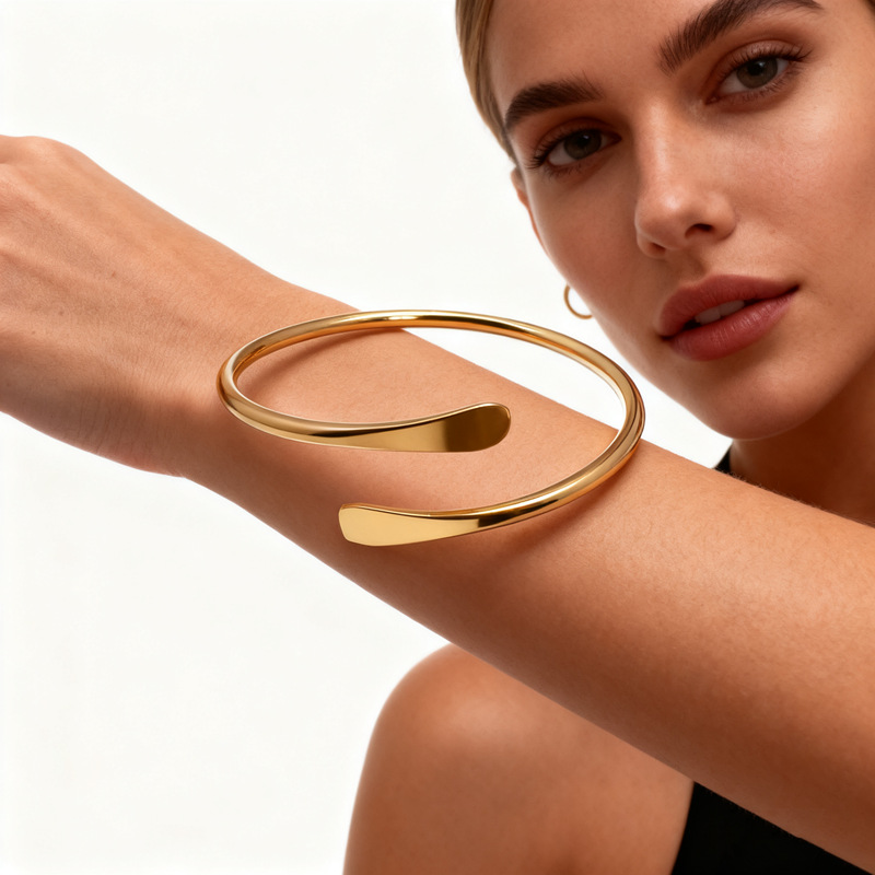 Edgy Punk-style Cross-border Bangle Bracelet From Europe And The US