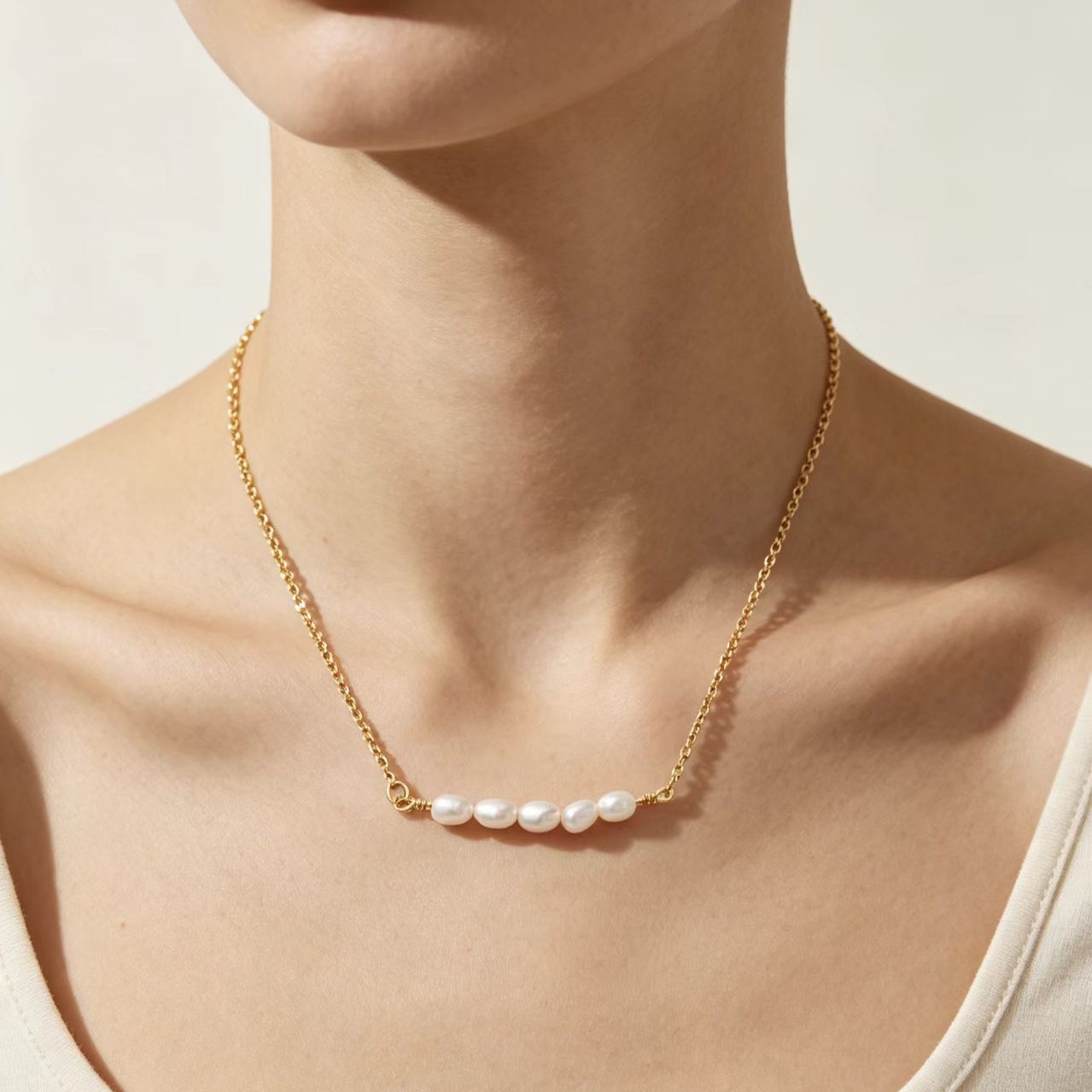 Natural Freshwater Pearl Necklace Simple And Elegant