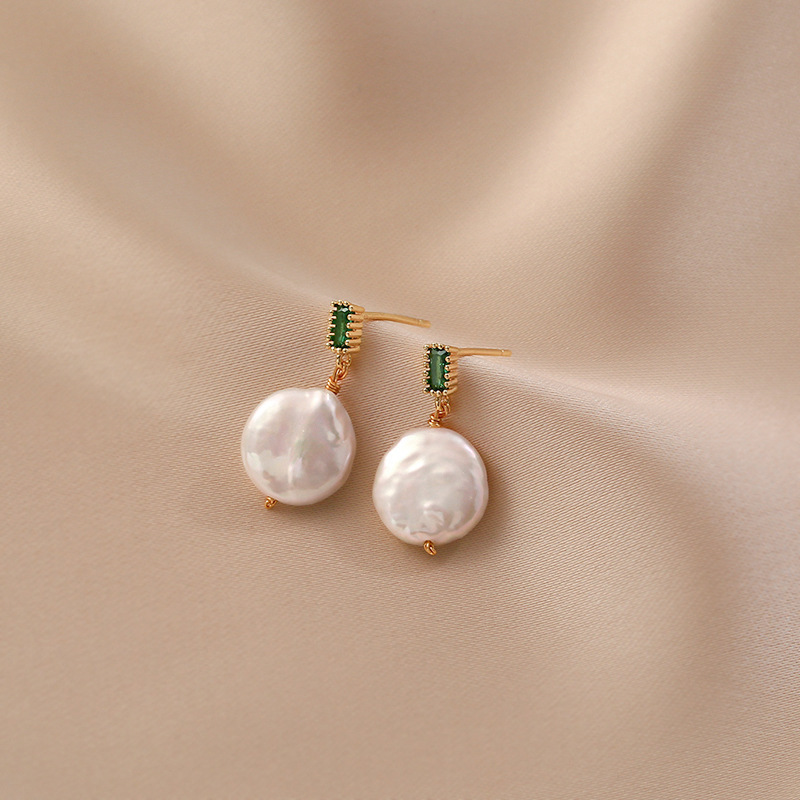 French Retro Natural Fashion Personality Earrings