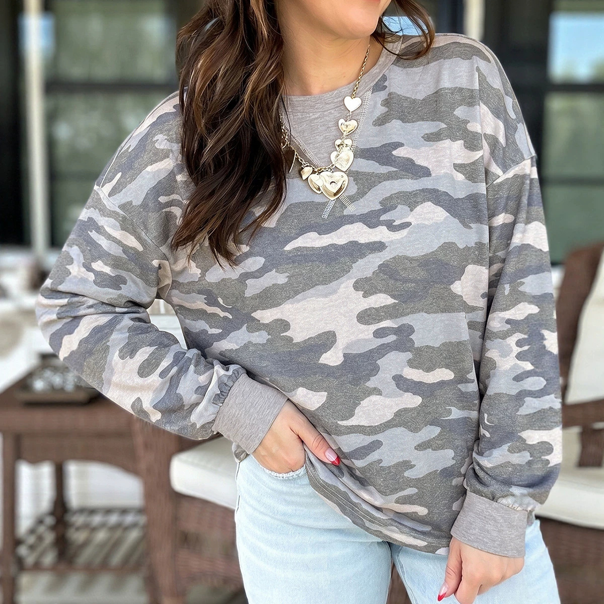 Women's Pullover Camouflage-print Crew-neck Top