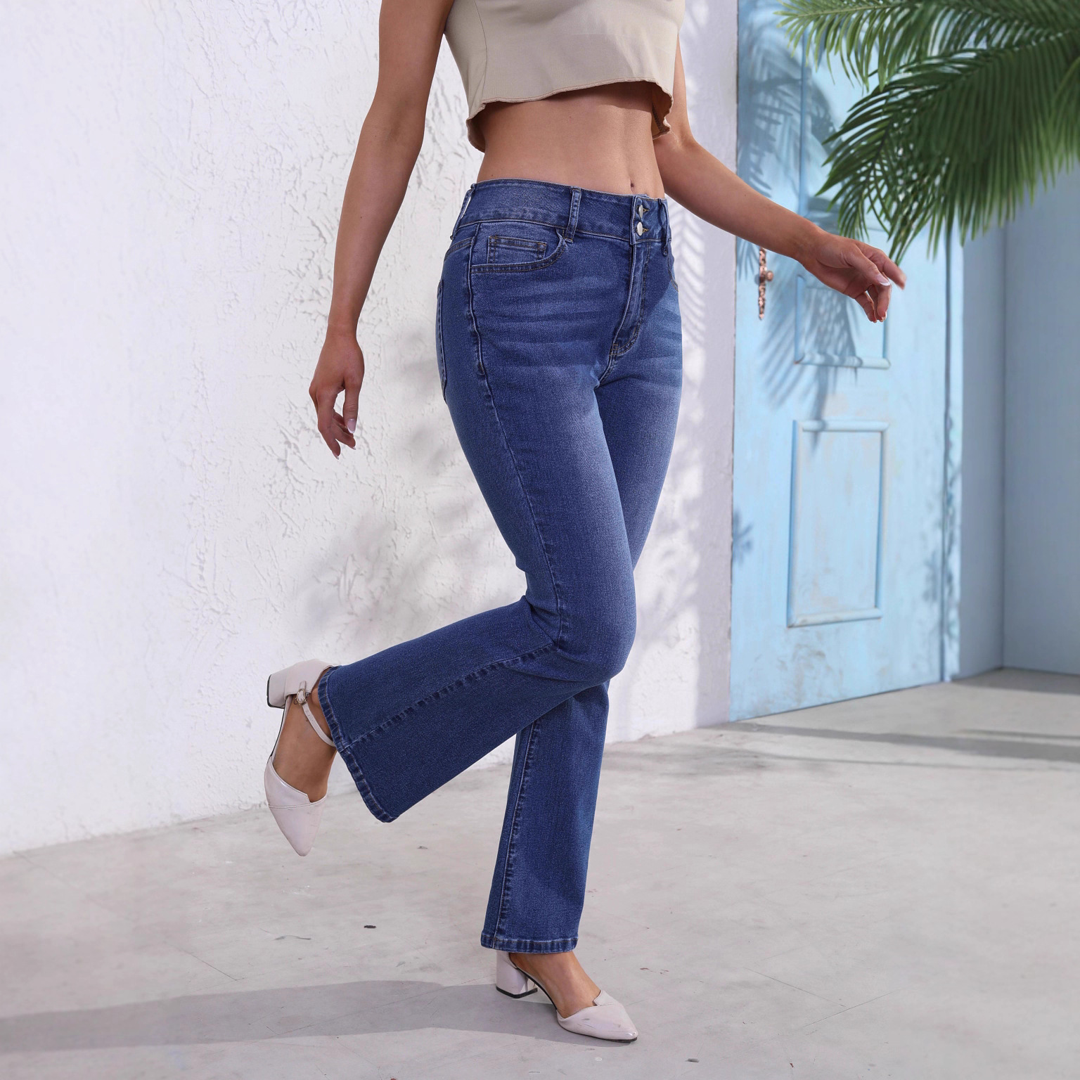 Slim-fit Flared Jeans With A Stylish Pocket Design For A Slimming