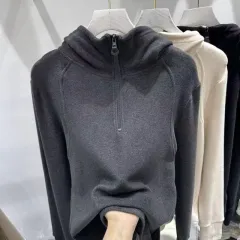 Fashionable Base-layer Women's Sweatshirt With A Half-zip Top - Grey - View 1