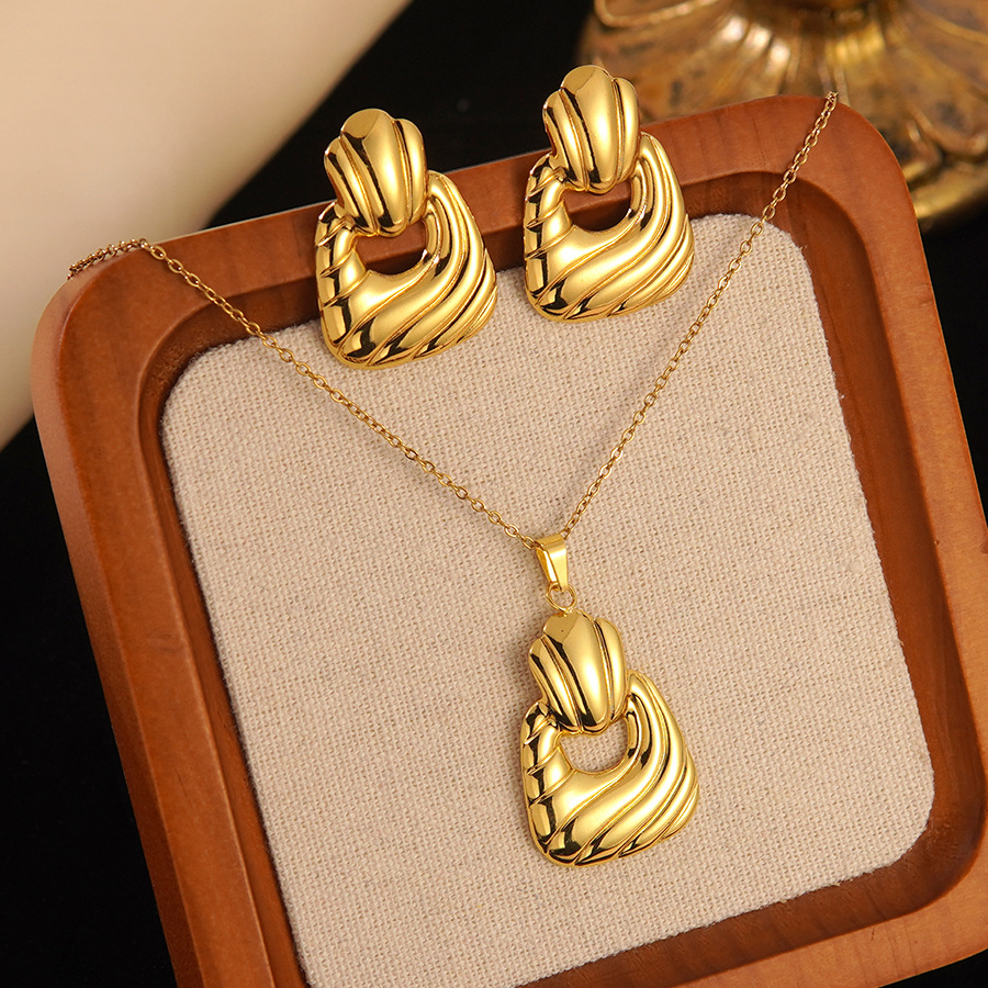 Stainless Steel Heart Bow Flower Necklace And Earrings Set