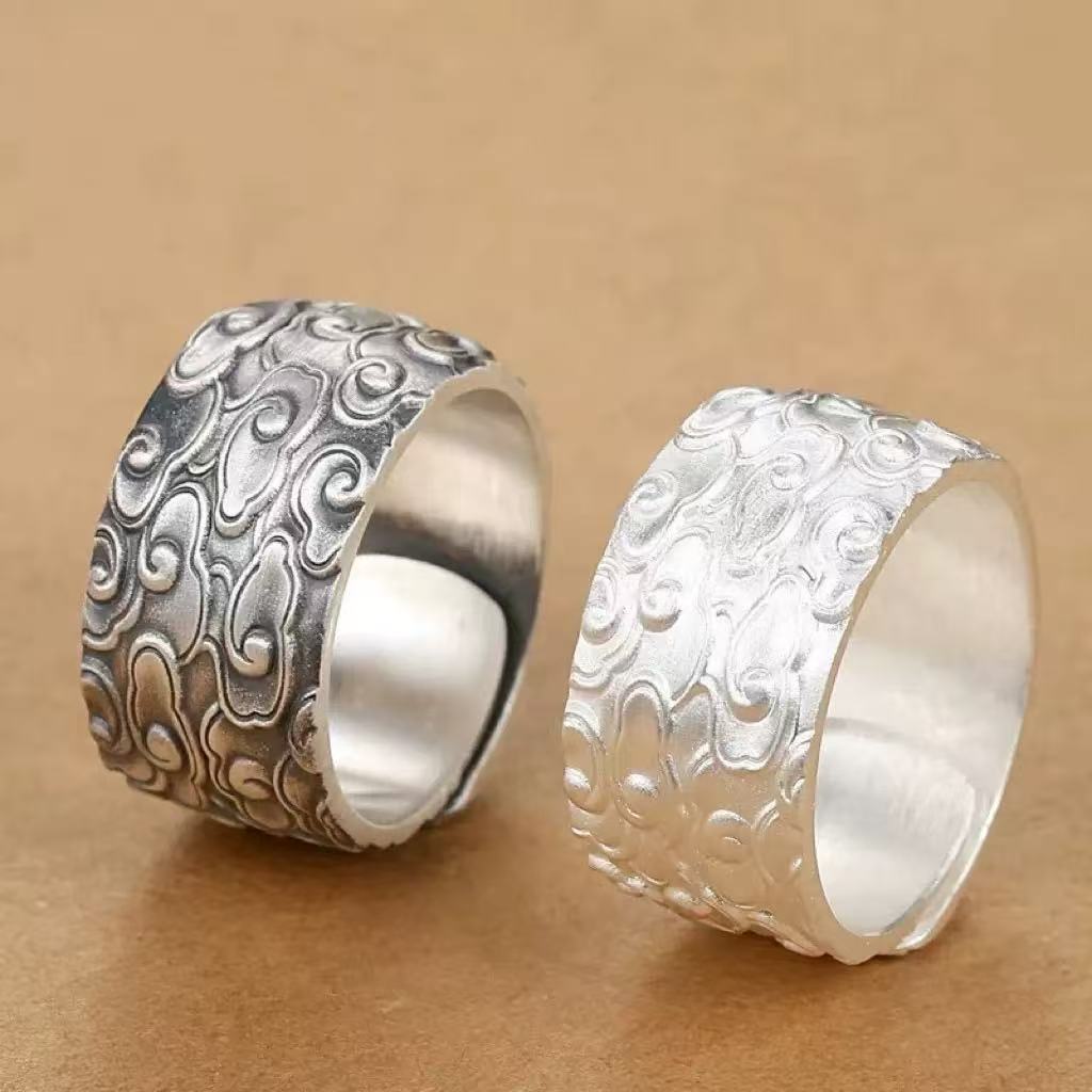 Retro Wide-style Auspicious Cloud Ring