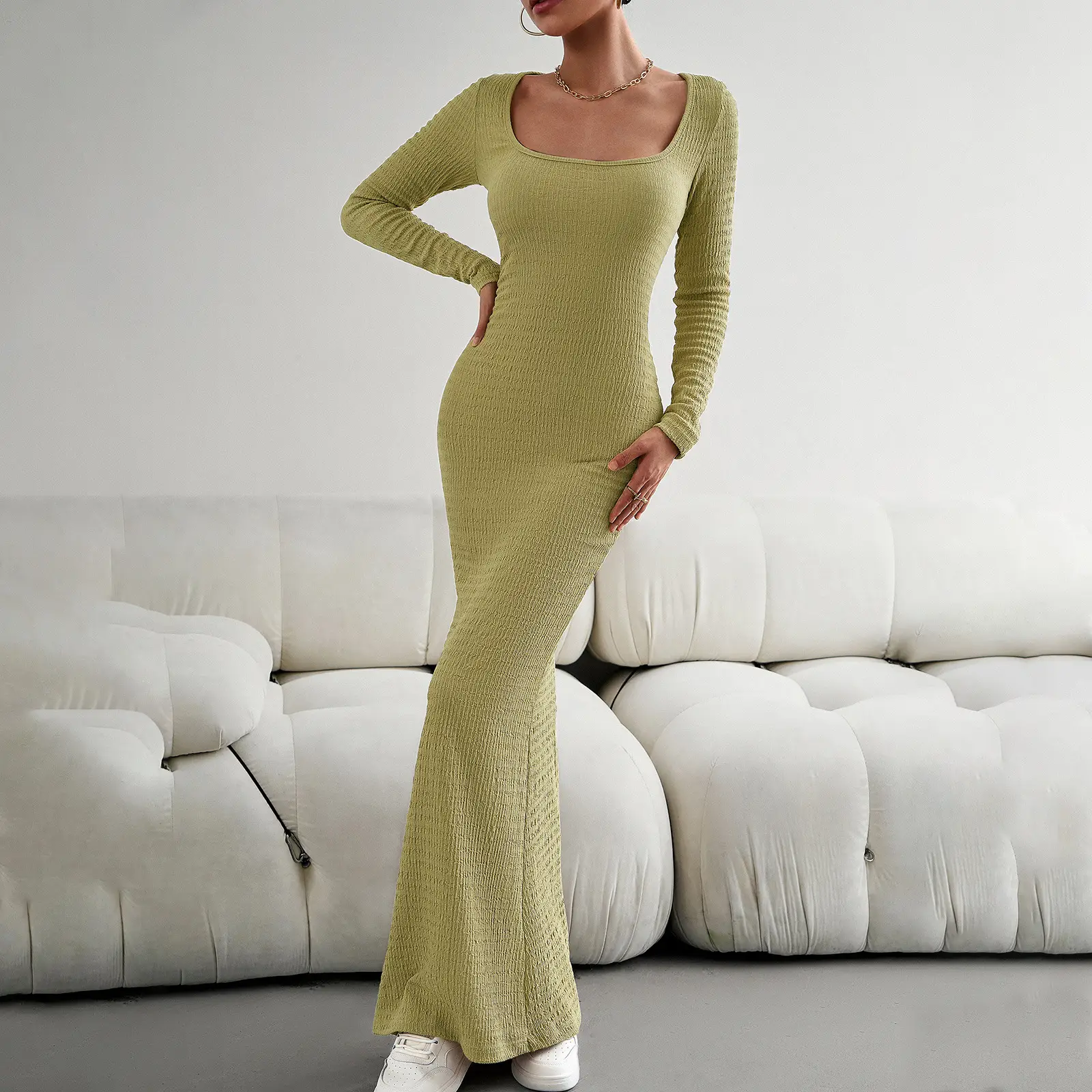 Women's Fashionable Elegant Slim Fit Square Collar Long-sleeved Knitted Dress