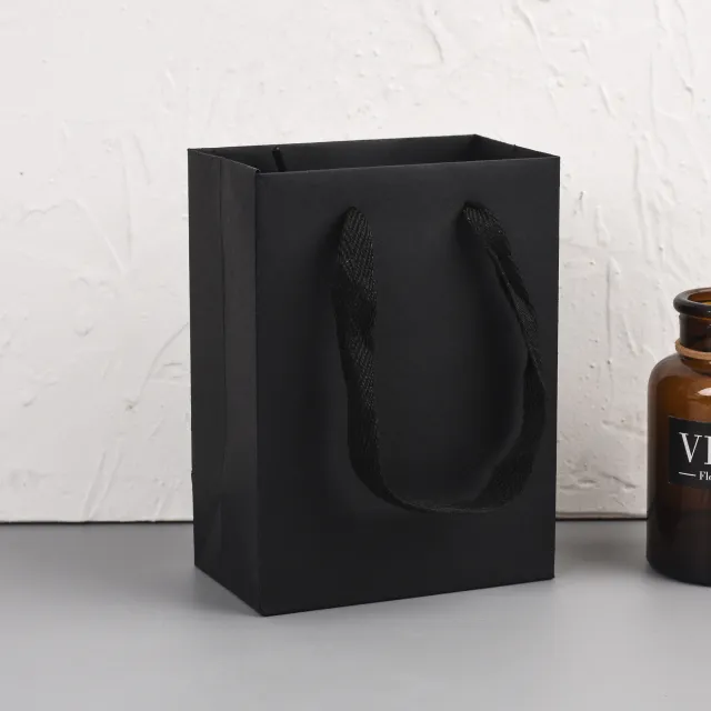 Black Kraft Paper Jewelry Box Bracelet Ring Stud Earrings Handbag Handbag 155 × 115 × 7Cm - Shop at LoveMi