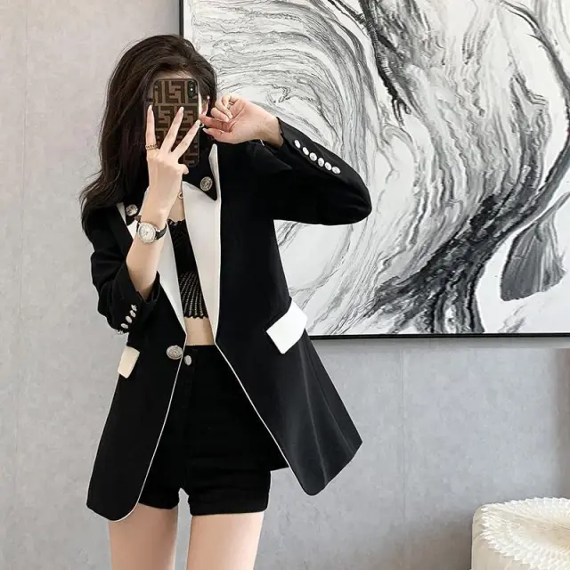 French Style Design Contrast Color Slim fit Crop top Black - Shop at LoveMi