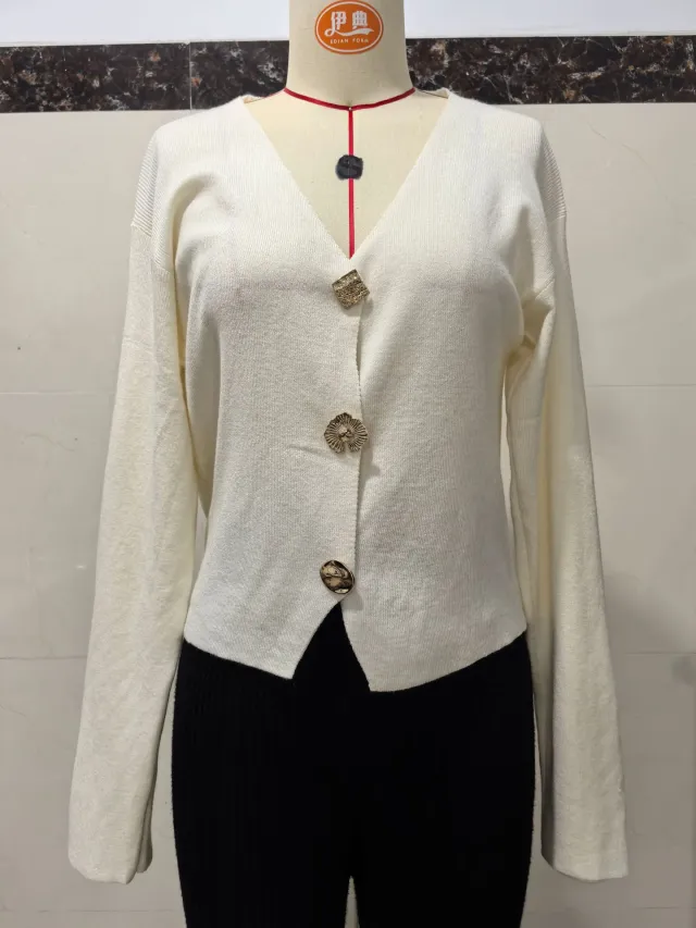 High end Short Knitted Cardigan Slim Slimming Metal Buckle Sweater For Women White - Shop at LoveMi