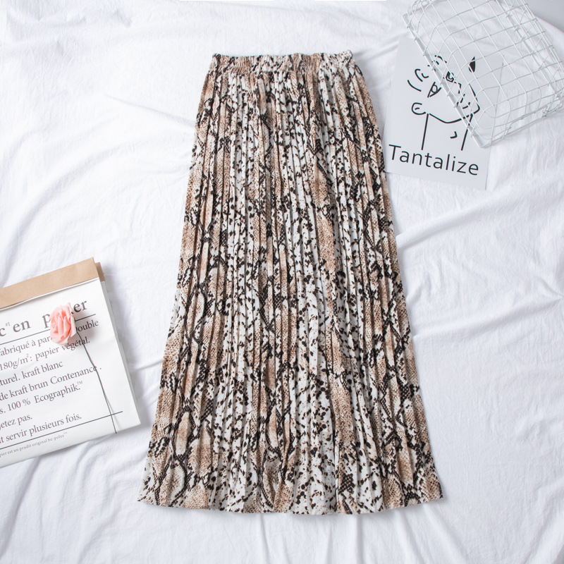 Title 4, European and American Snake Print Pleated Skirt...