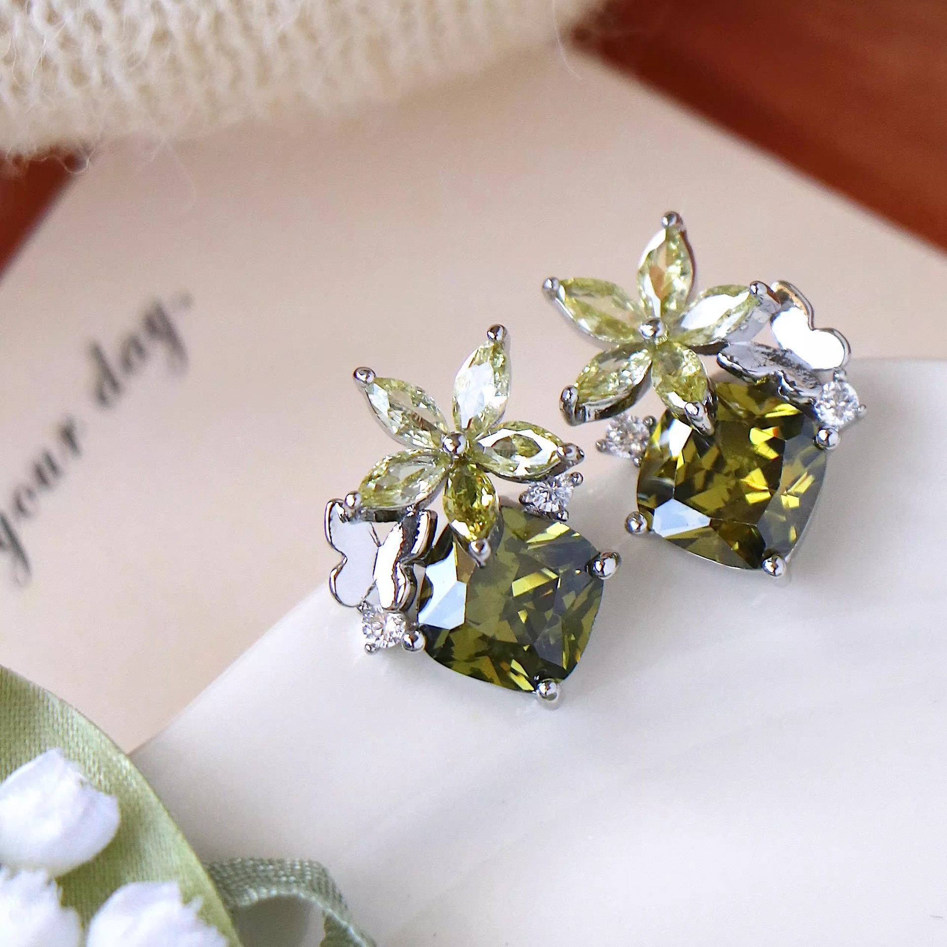 https://cf.cjdropshipping.com/quick/product/3fa66663-3b05-4d93-bd25-56b0c6b46f25.jpg
