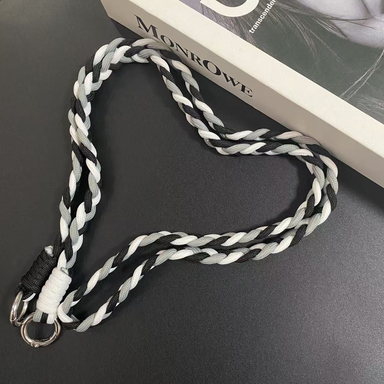 https://cf.cjdropshipping.com/quick/product/3fd9246a-4267-4448-a3d5-0e35fdd52a95.jpg