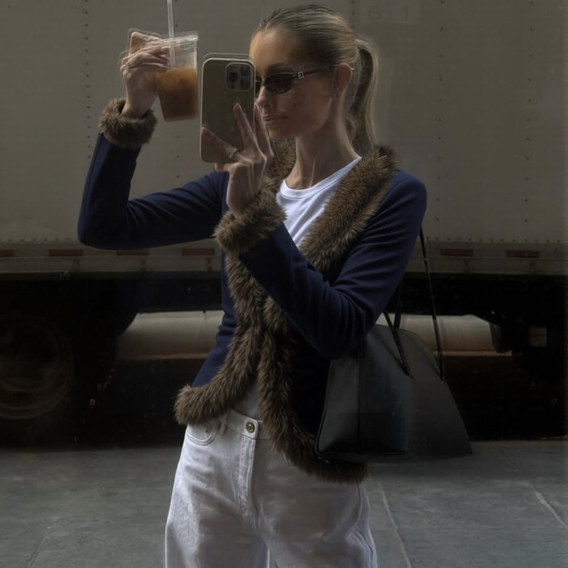 Buy Women's Clothing Online | Buy Trending Dresses for Women