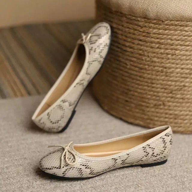 Classic, Ultra soft Egg roll Womens Pumps In The Chanel inspired Style Red - Shop at LoveMi
