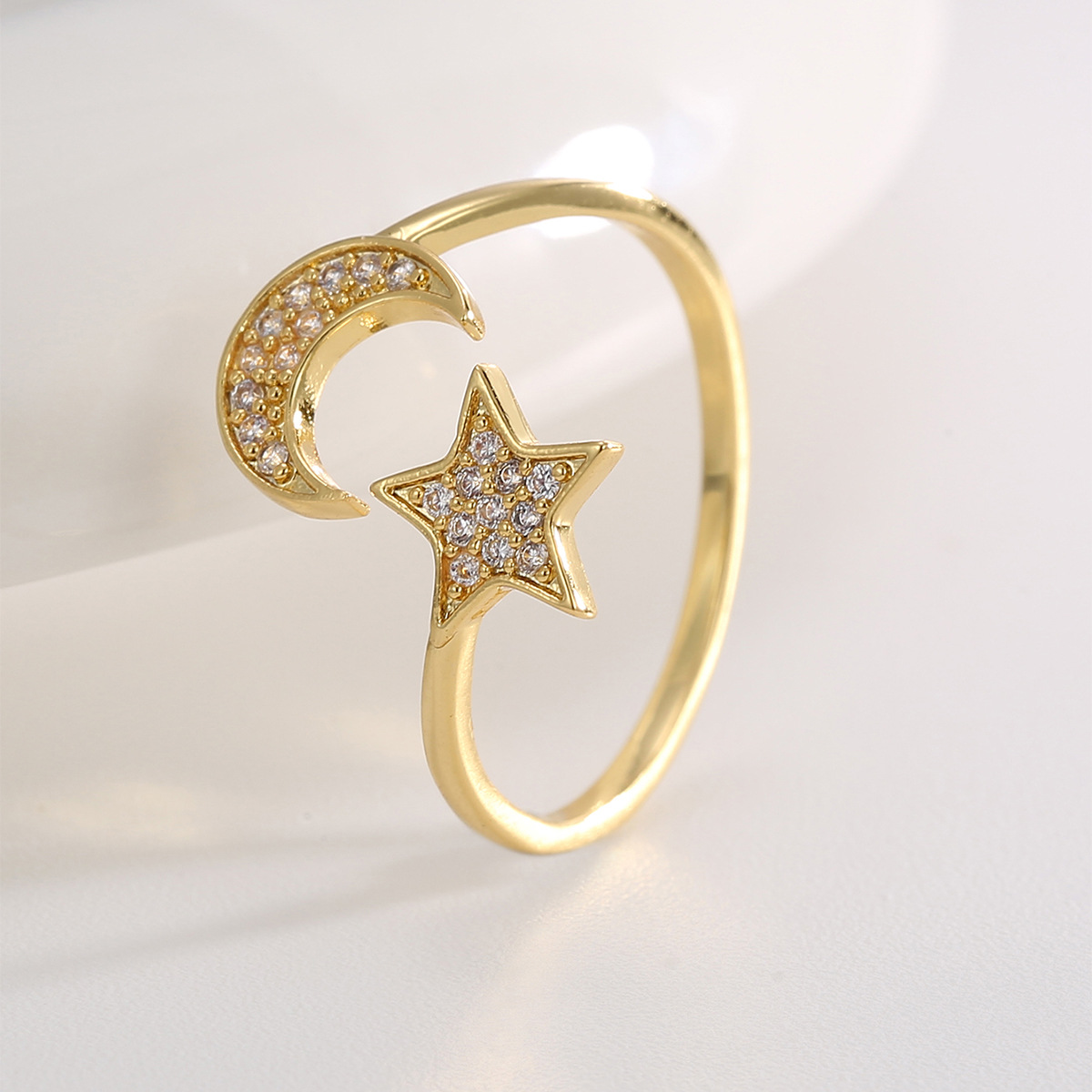 Xingyue Inlaid Zircon High-grade Ring