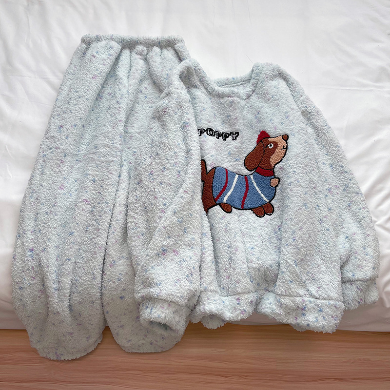 Womens Coral Fleece Long-Sleeve Pajama Set For Home Wear