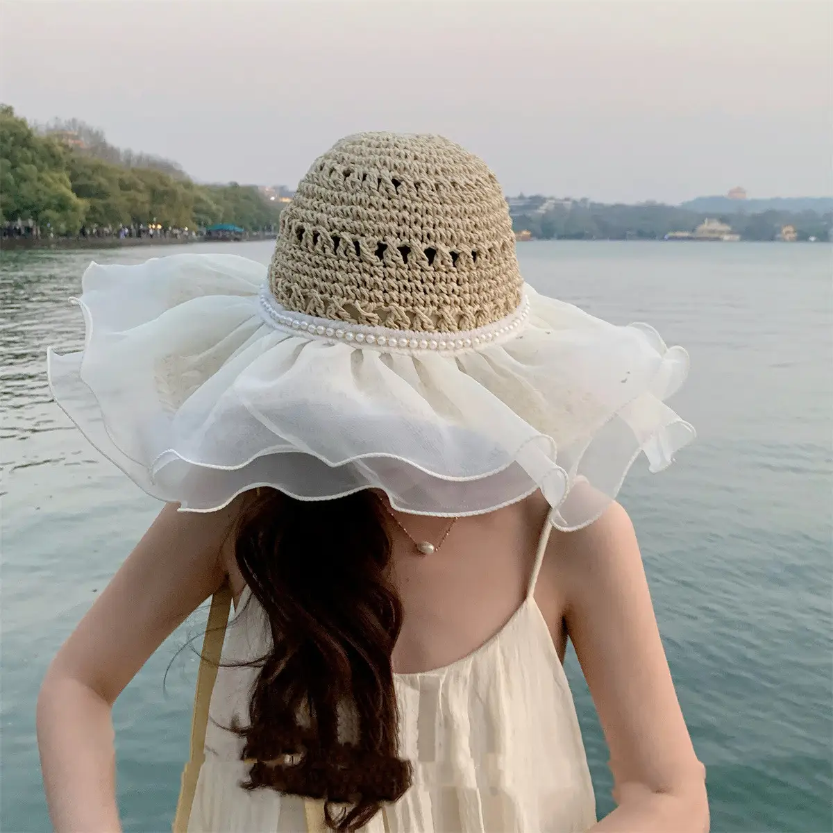 Elegant Pearl Mesh Big Brim Straw Hat Seaside Vacation