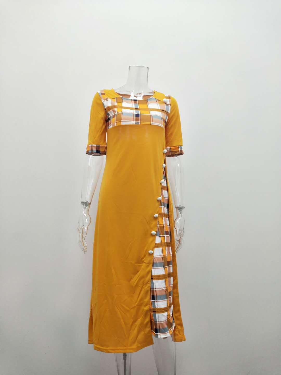 Round Neck Contrast Medium Sleeve Long Dress