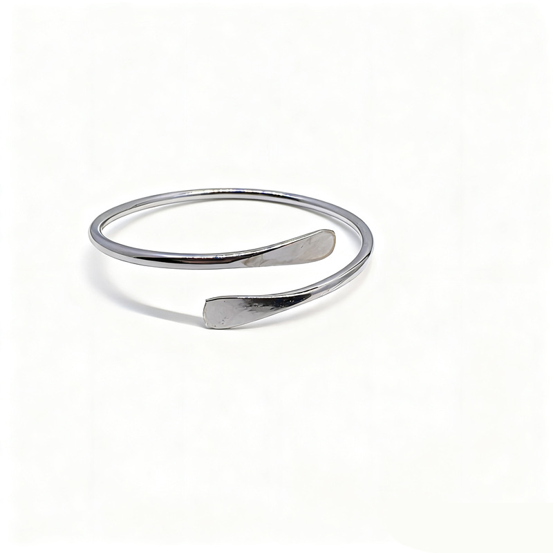 Edgy Punk-style Cross-border Bangle Bracelet From Europe And The US