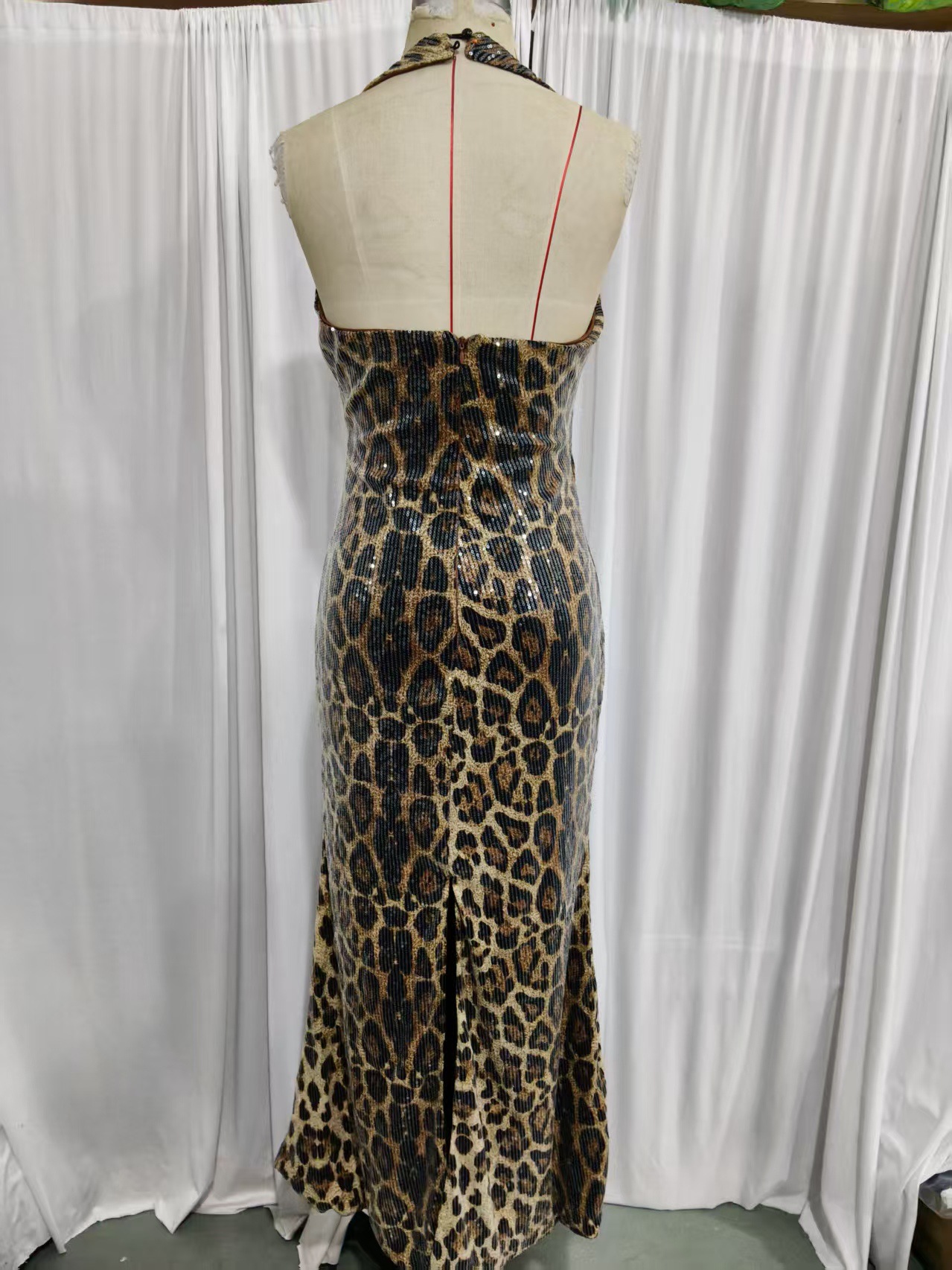 Buy Women's Clothing Online | Buy Trending Dresses for Women