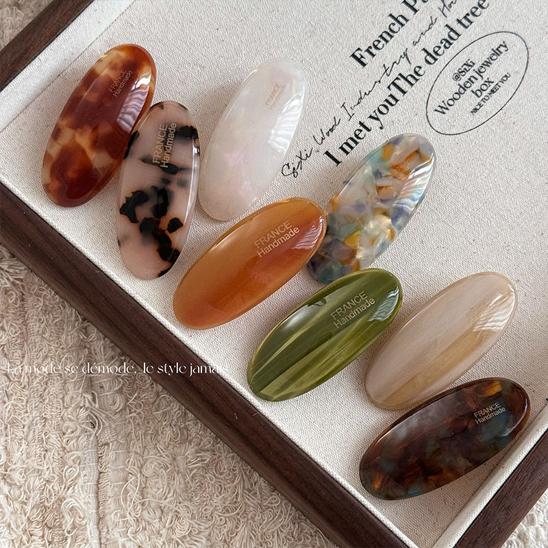 Korean-style Vintage Oval Acetate Hair Clip
