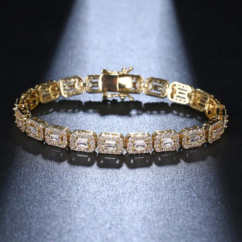 Fashionable Bracelet Inlaid With Rectangular Cubic Zirconia Gemstones